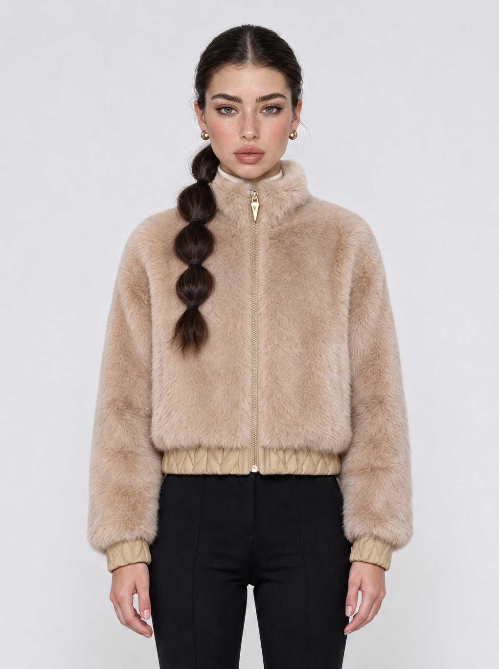LAYRÉS Courchevel Fur Bomber, luxury après-ski jacket with Sherpa fleece lining